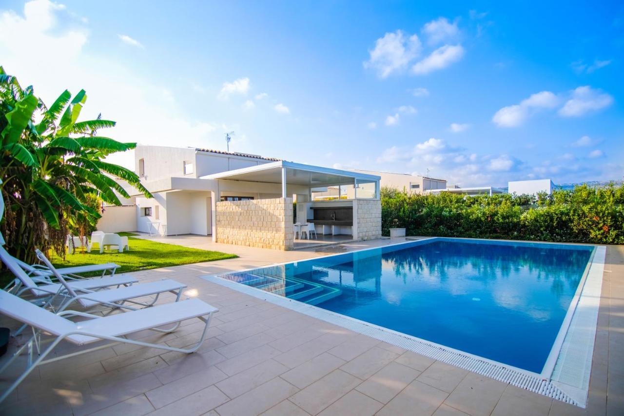 Ville Edilia Vacanze Marina di Ragusa Dış mekan fotoğraf