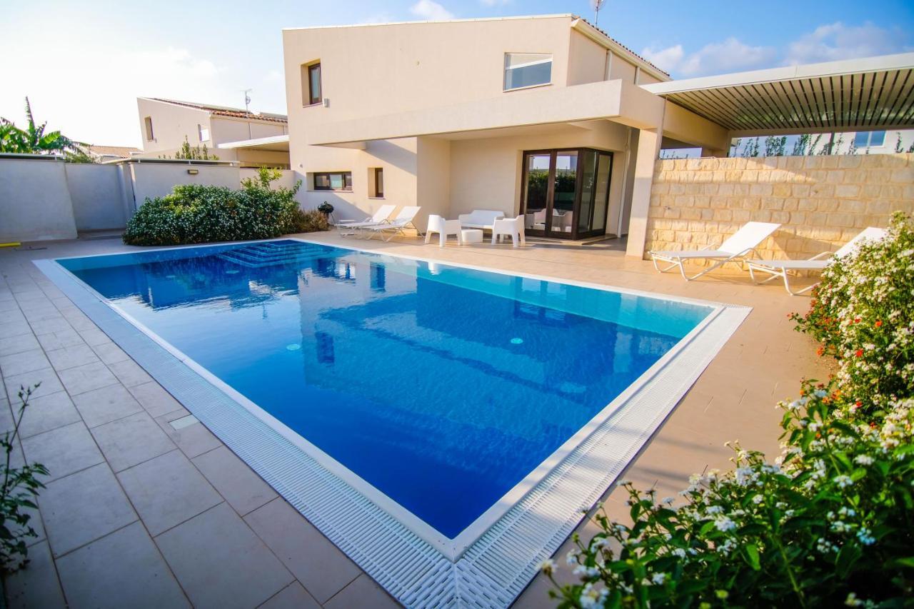 Ville Edilia Vacanze Marina di Ragusa Dış mekan fotoğraf